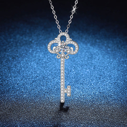 Vintage 3.5cm Key Pendant 1/2CT Moissanite Necklace