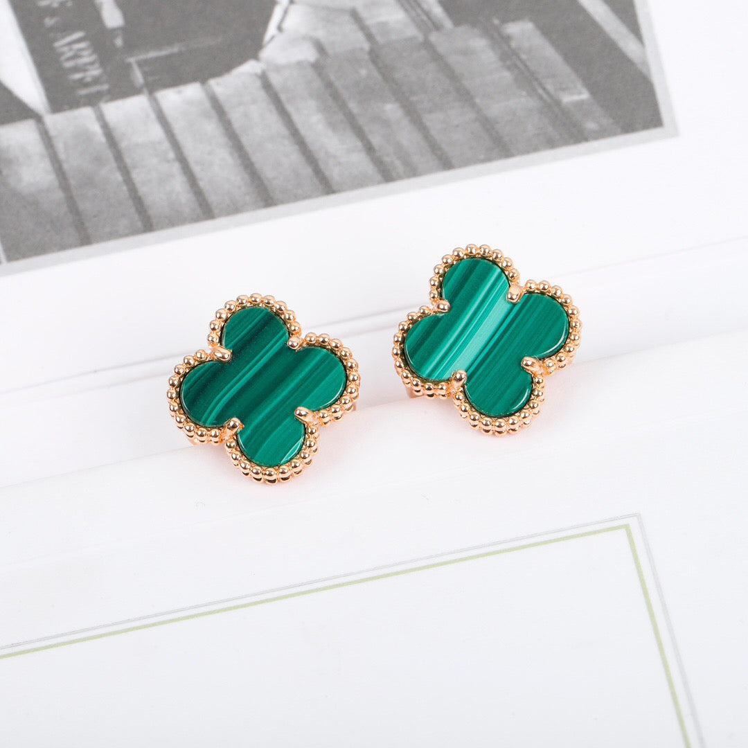 VCA Clover Earstud